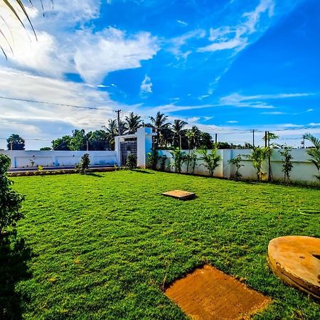 Rini Resort Ченнаї Екстер'єр фото
