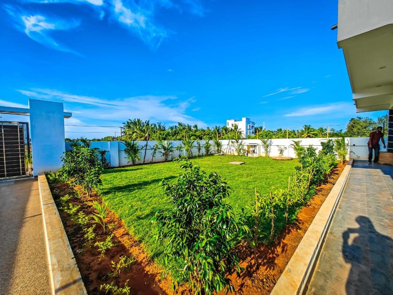 Rini Resort Ченнаї Екстер'єр фото